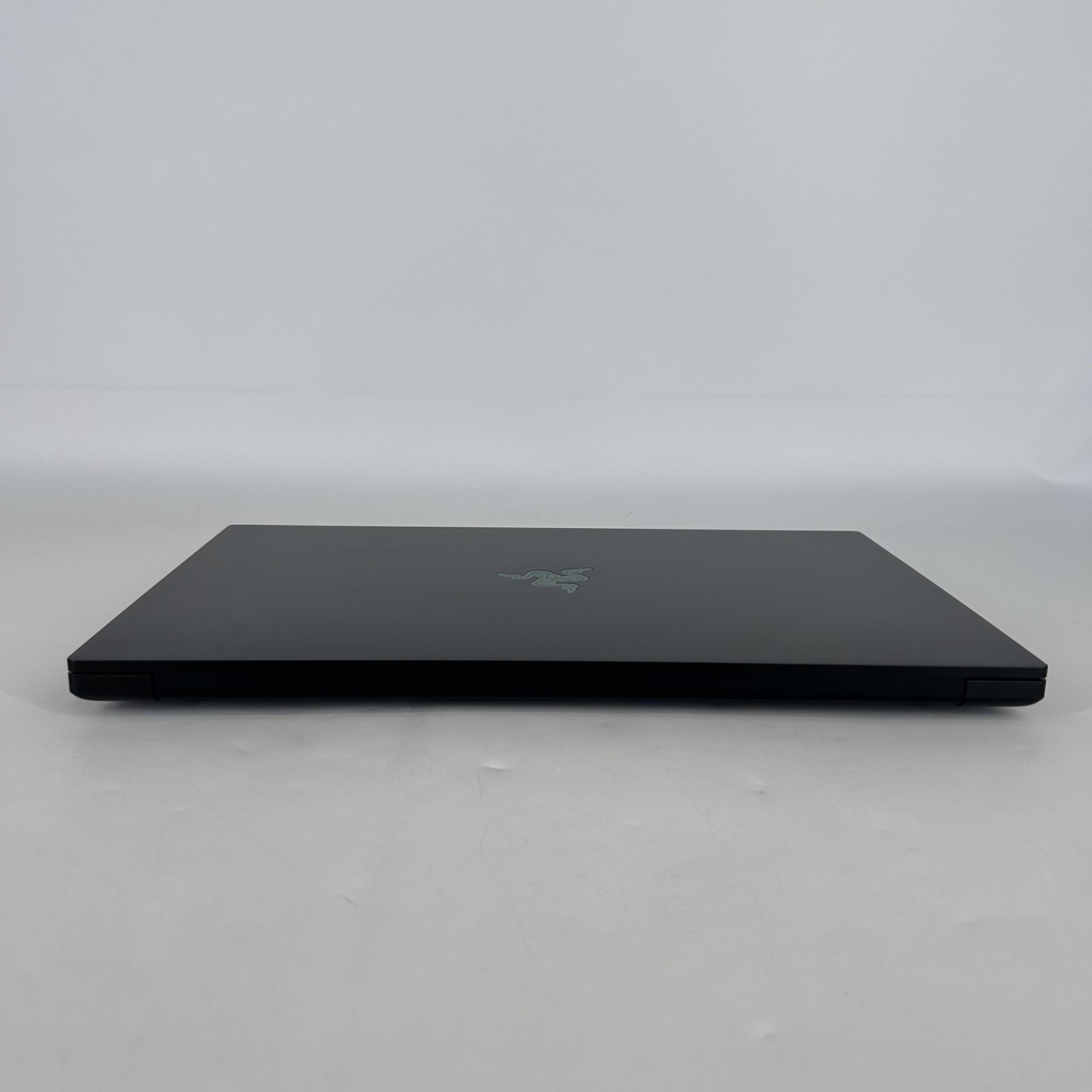 Razer Blade 17 144Hz 4K 2.5 GHz i9-12900H 64GB 1TB SSD RTX 3080 Ti Very Good