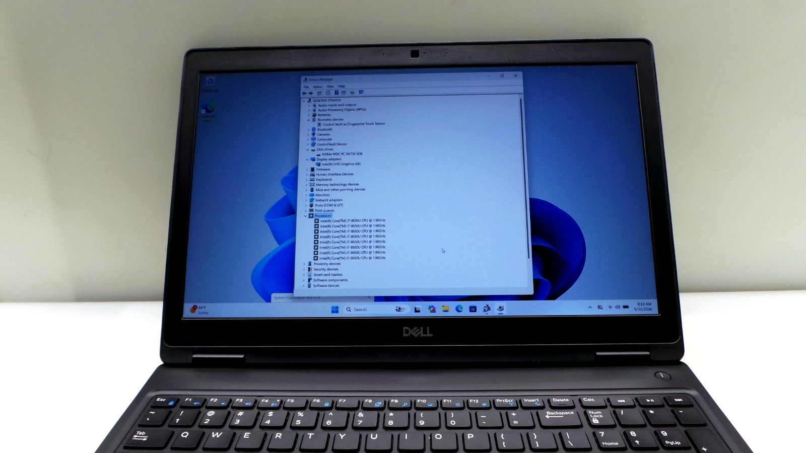 Dell Latitude 5590 15.6″ | i7-8650U 1.90GHz | 16GB RAM 512GB NVMe | WIN 11 PRO