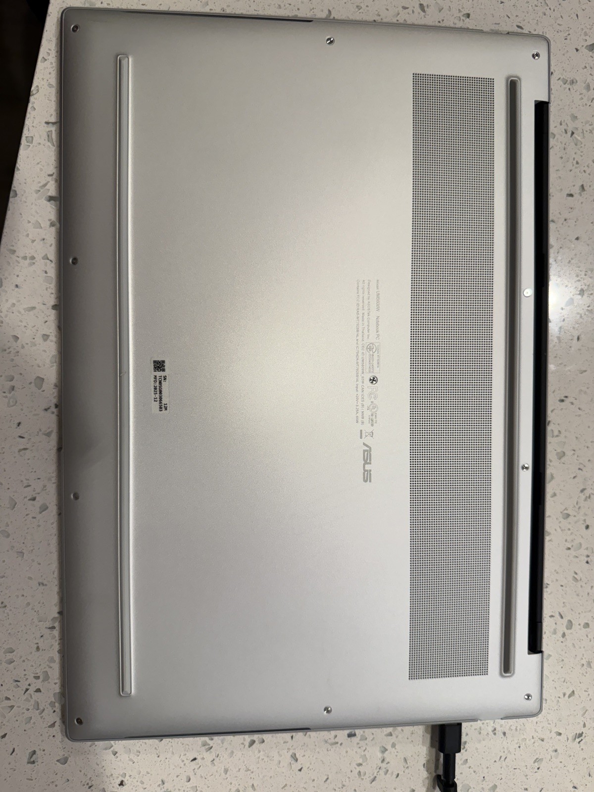 ASUS Zenbook S 16 3K 120Hz OLED Touch (Ryzen AI 9 365, 24GB RAM, 1TB SSD) White