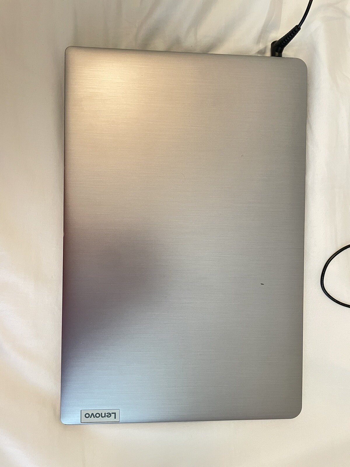 Lenovo IdeaPad 3 15ITL6 15.6″ (256GB SSD, Intel Core i3 11th Gen., 4.10GHz, 8GB)