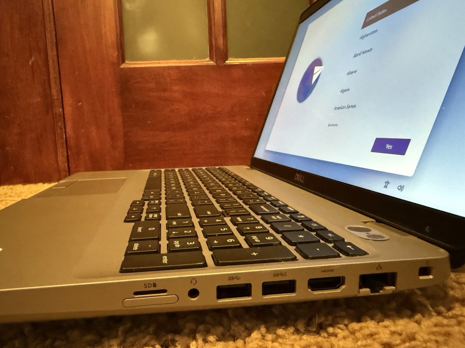 Dell Latitude 5511 15.6″ Intel i5-10300H – 8GB RAM 128GB NVMe Win 11 Pro 100%BH2