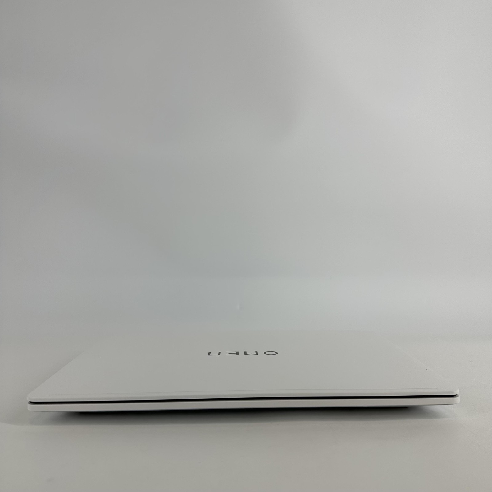 HP Omen Max 16 QHD+ 2.4 GHz Ultra 7 255HX 16GB 512GB SSD RTX 5070 Ti Excellent