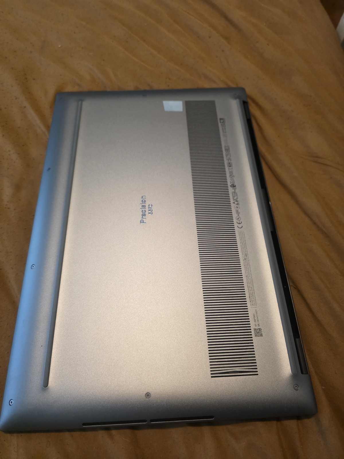 Dell Precision 5570 15.6″ i7-12800H 2.40GHz 32GB RAM 1TB SSD, RTX A2000
