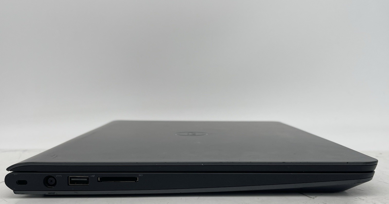 Dell Latitude 3450 14″ Laptop w/ i3-5005U 2.00GHz CPU 4GB DDR3L RAM No HDD