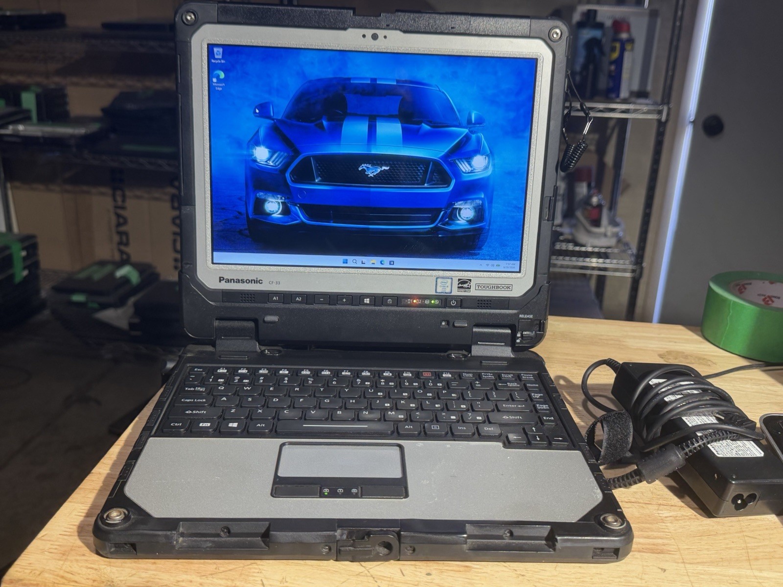 Panasonic ToughBook CF-33 12” i5-6300U 8GB Ram 512 GB SSD Win11 Pro. Touch