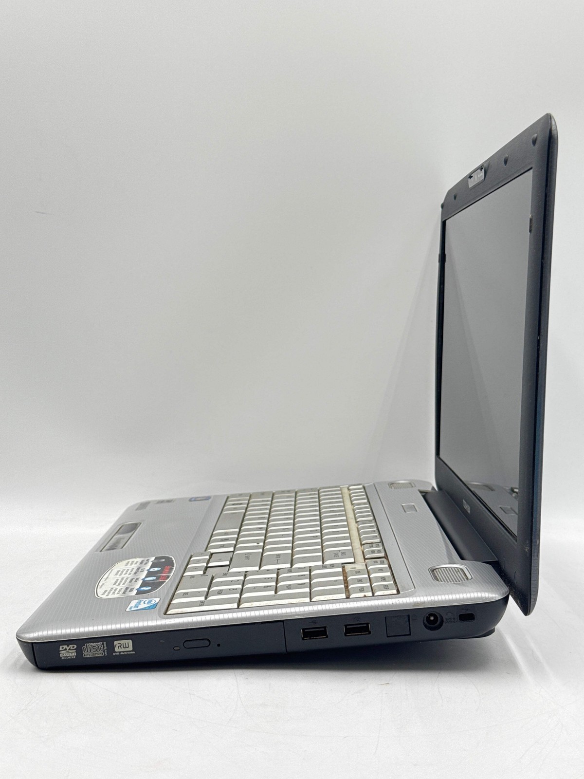 Toshiba Satellite L505-ES5018 15.6″ Intel Pentium – No Power