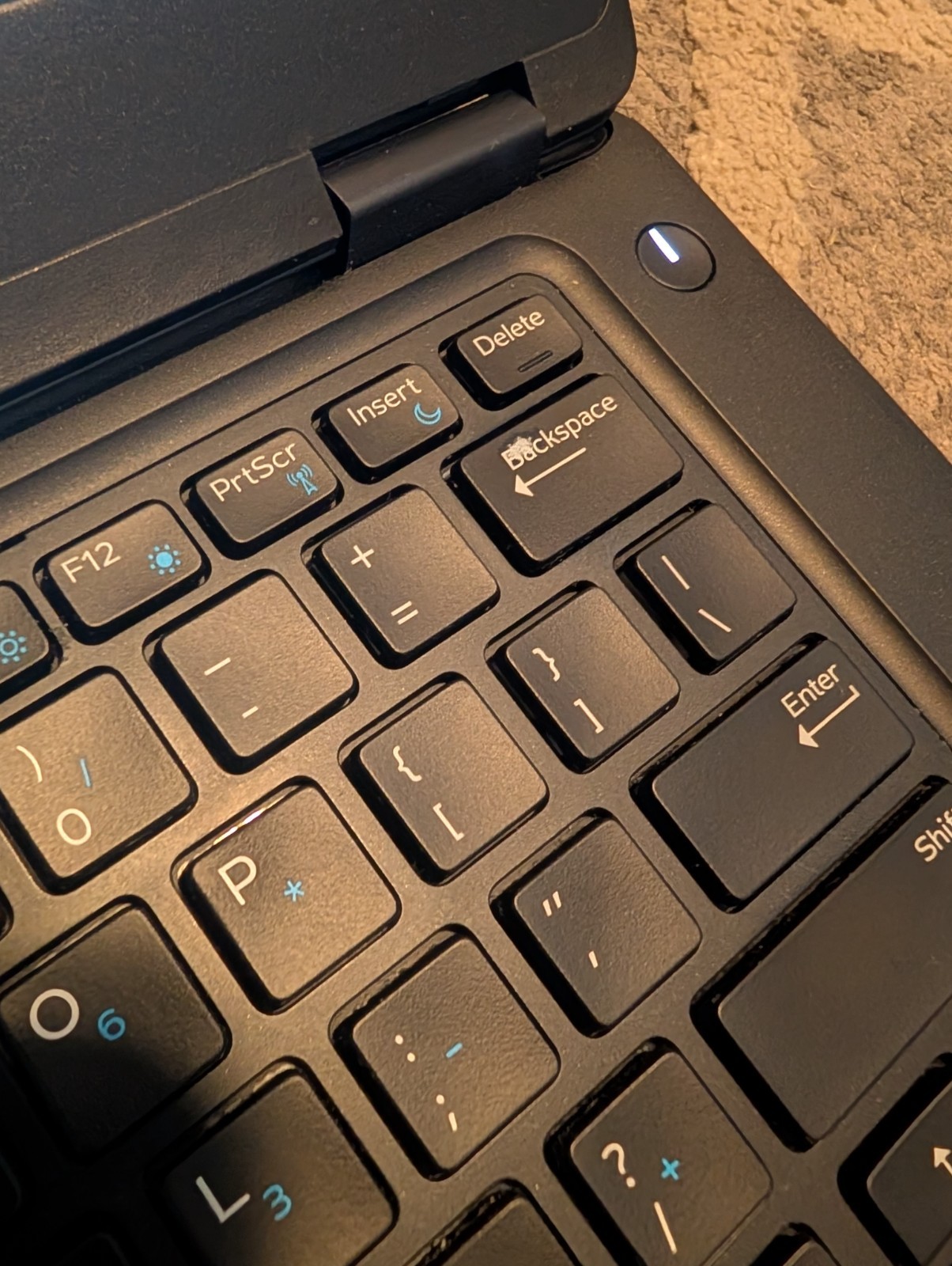 Dell Latitude 5490 14 in (256GB, Intel Core i5 8th Gen, 8GB RAM) UNTESTED -NO OS