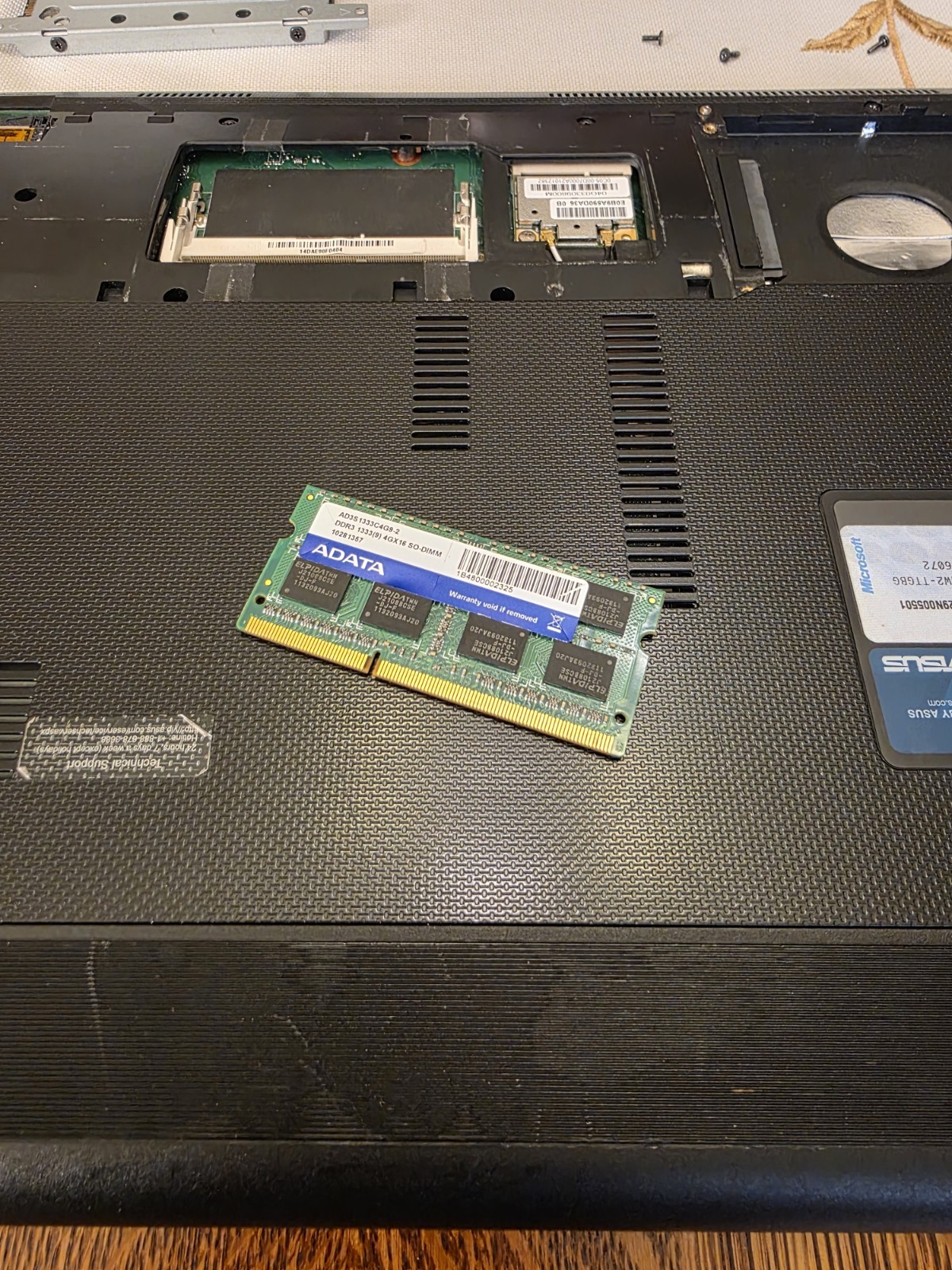 ASUS A53E- INTEL CORE I5 2410M 4GB RAM – NO OS – NO HARD