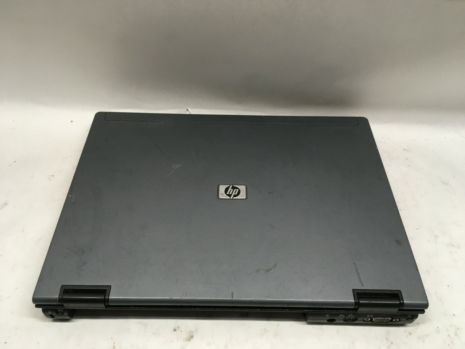HP Compaq 6910p 14″ Laptop For Parts/Repair Powers on No Video NO HDD/RAM JR