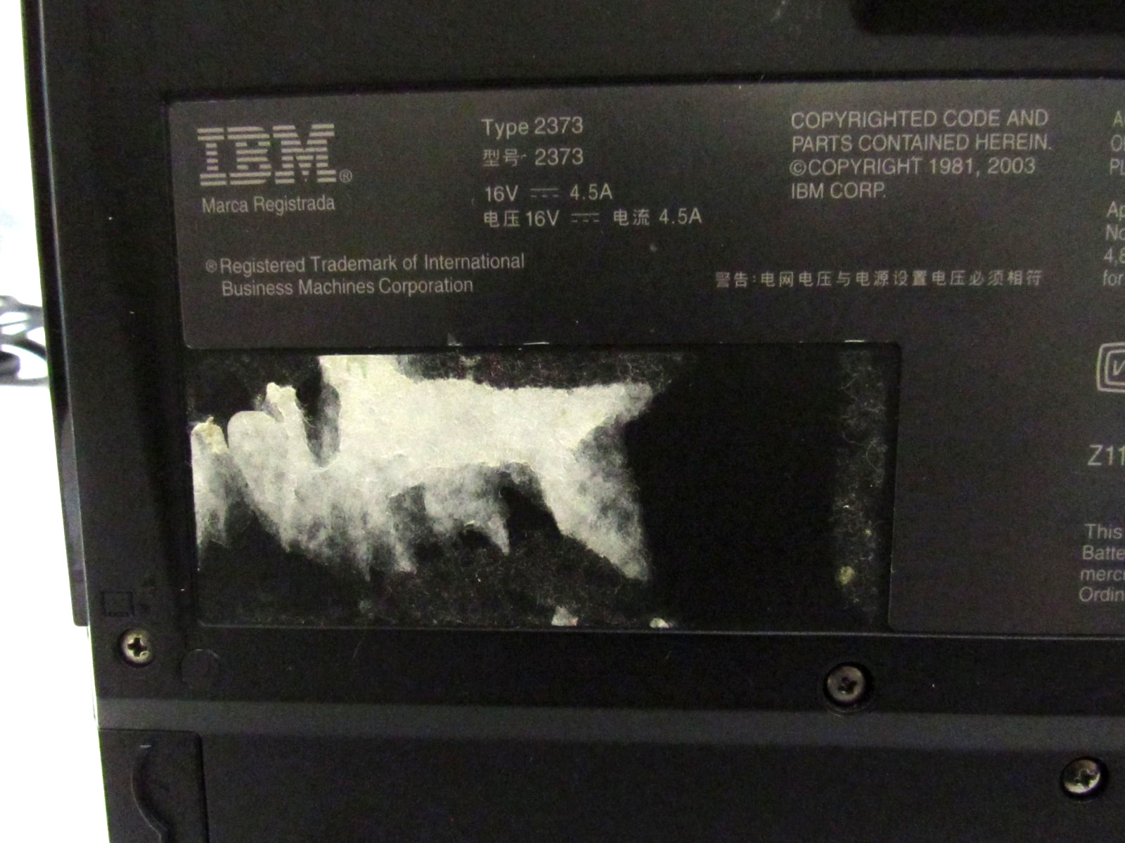 IBM ThinkPad 2373 4TU Vintage Laptop Intel Pentium M w/ Charger Bag Read
