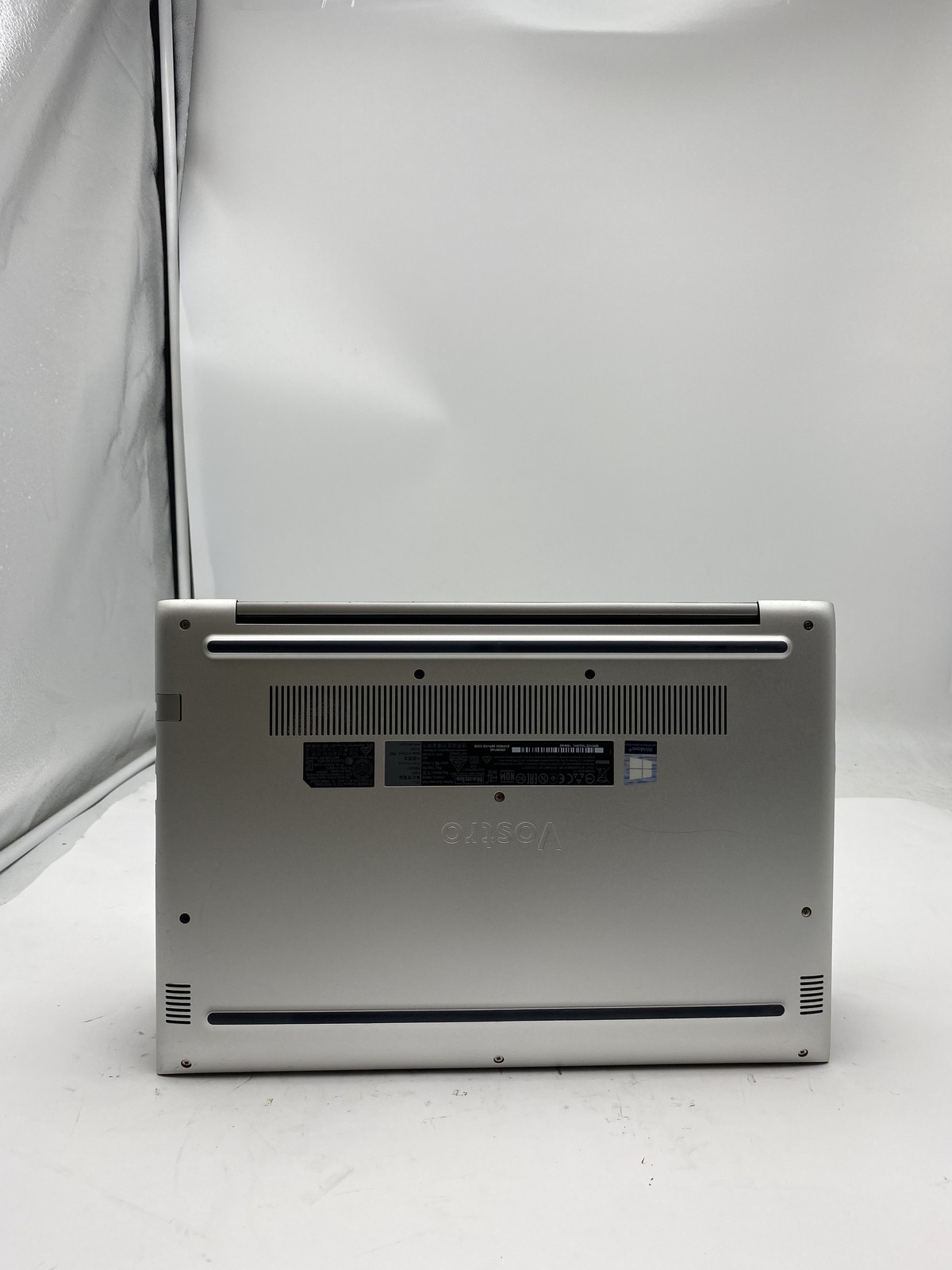 Dell Vostro 5471 Laptop Intel Core i5 8250U NO RAM– No HDD