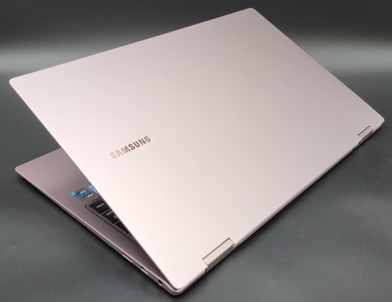 Samsung Galaxy Book Pro 360 15.6″ i7-1165G7 16GB 1TB SSD FHD Touch Read*