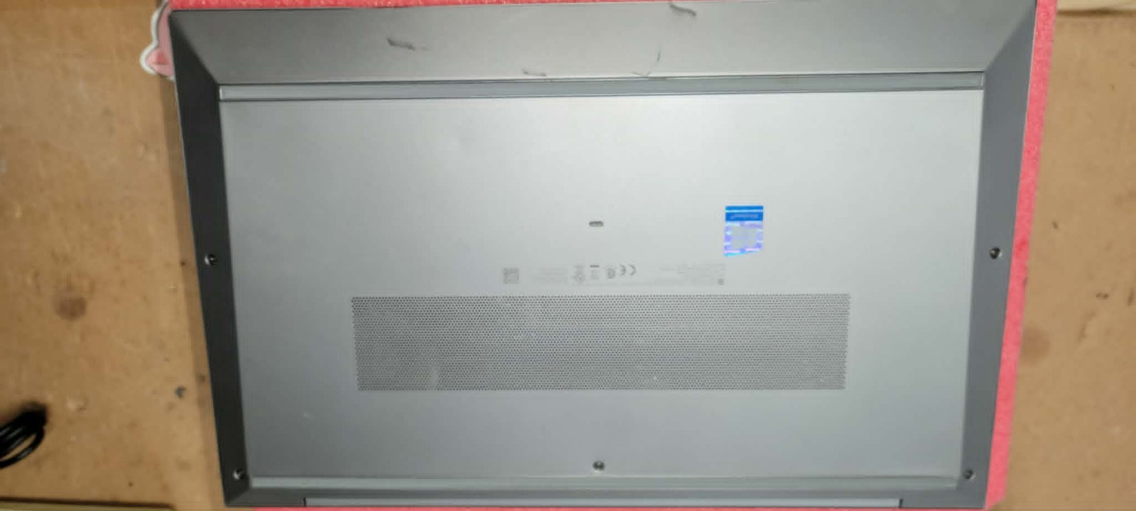 HP ZBook Firefly 15 G7 Mobile Workstation i7-10510U@1.8GHz 4GB No SSD/OS Works