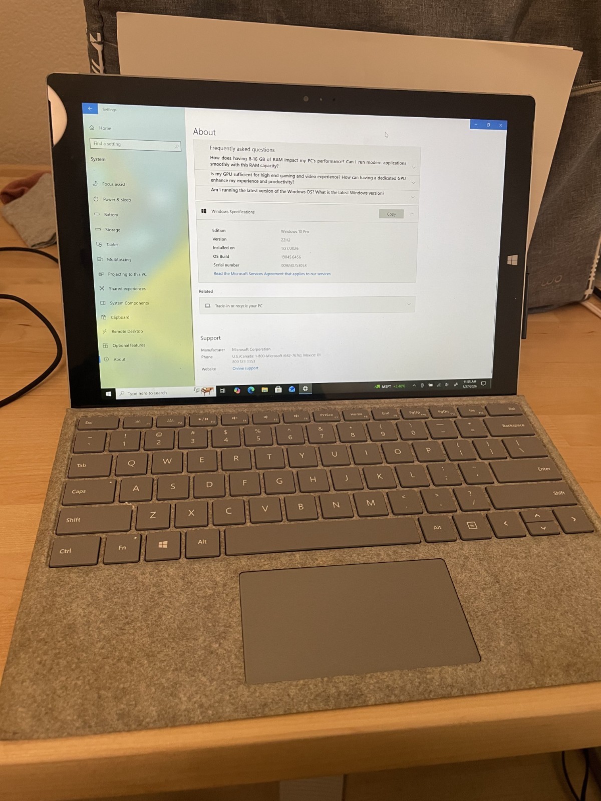 Microsoft Surface Book Pro 3, 256GB SAMSUNG SSD, Intel i5-4300U CPU, 8GB RAM
