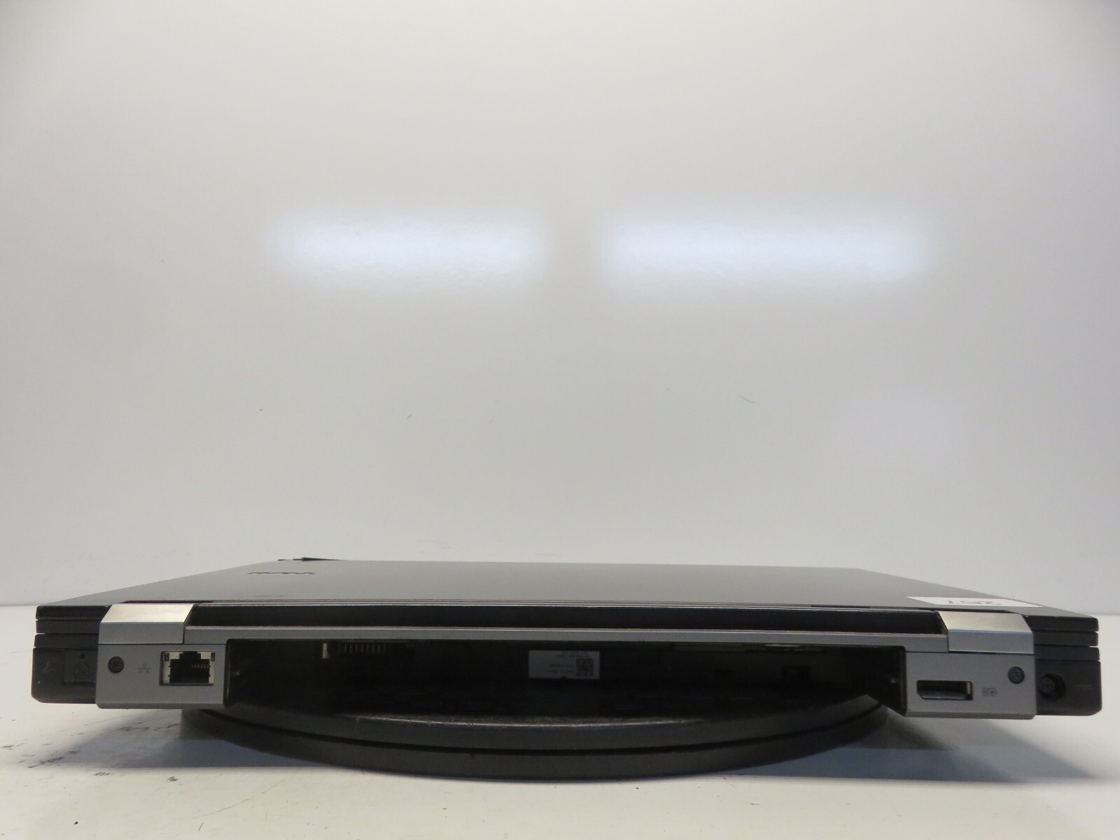Dell Latitude E6400 Intel Core 2 Duo 2.53GHz 1 GB NO HDD No Batt