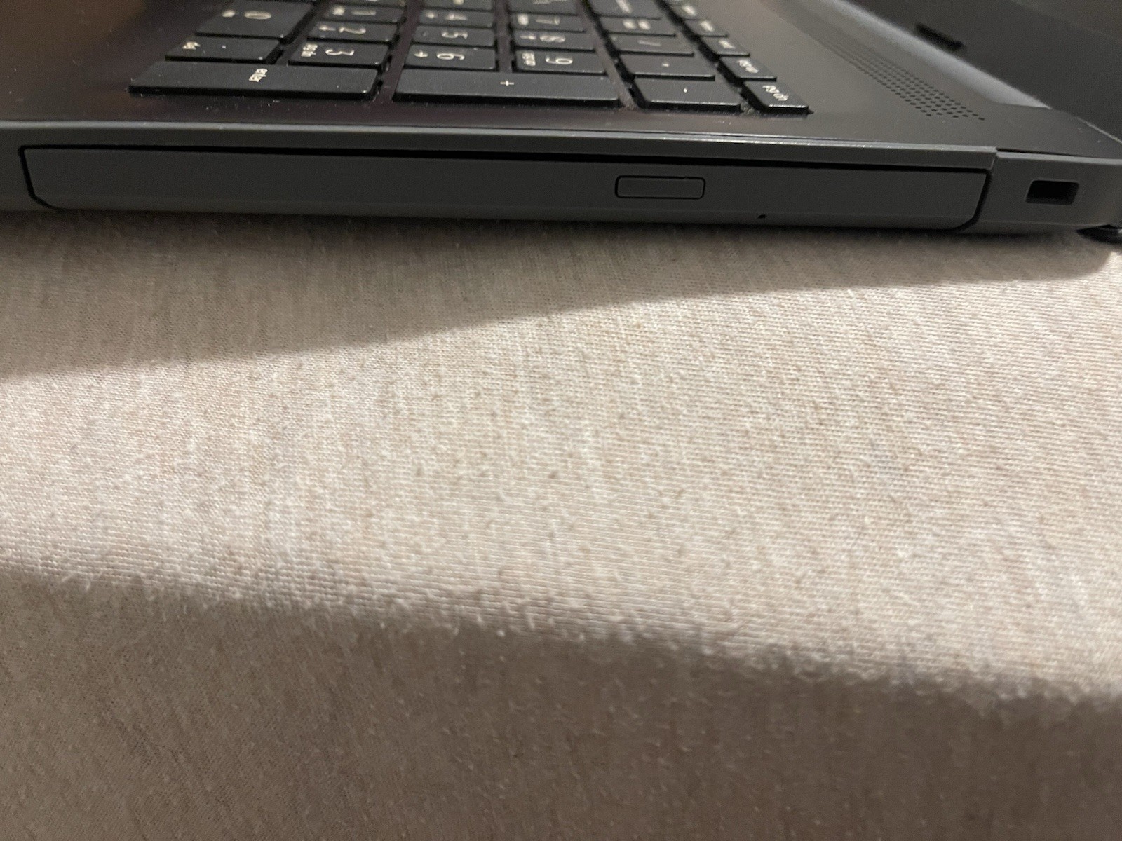 HP 2-in-1 Laptop | 15” Touchscreen, i3, 8GB RAM, 1TB HDD