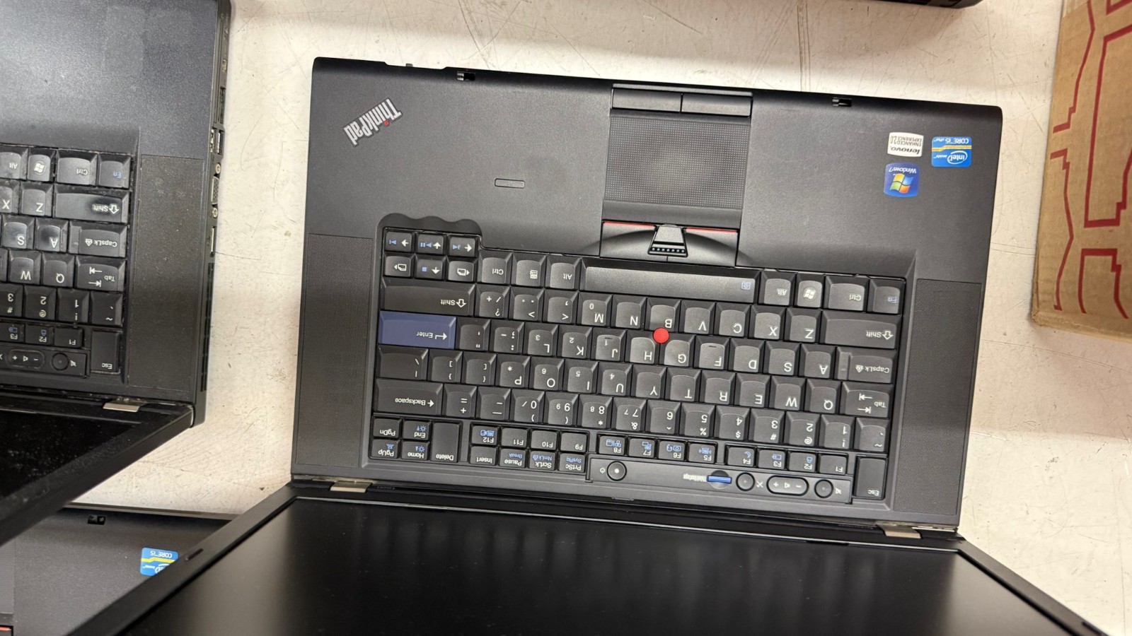 Lot of 6 LENOVO THINKPAD T530 & T520 Core i5 8GB RAM NO SSD Boots to Bios