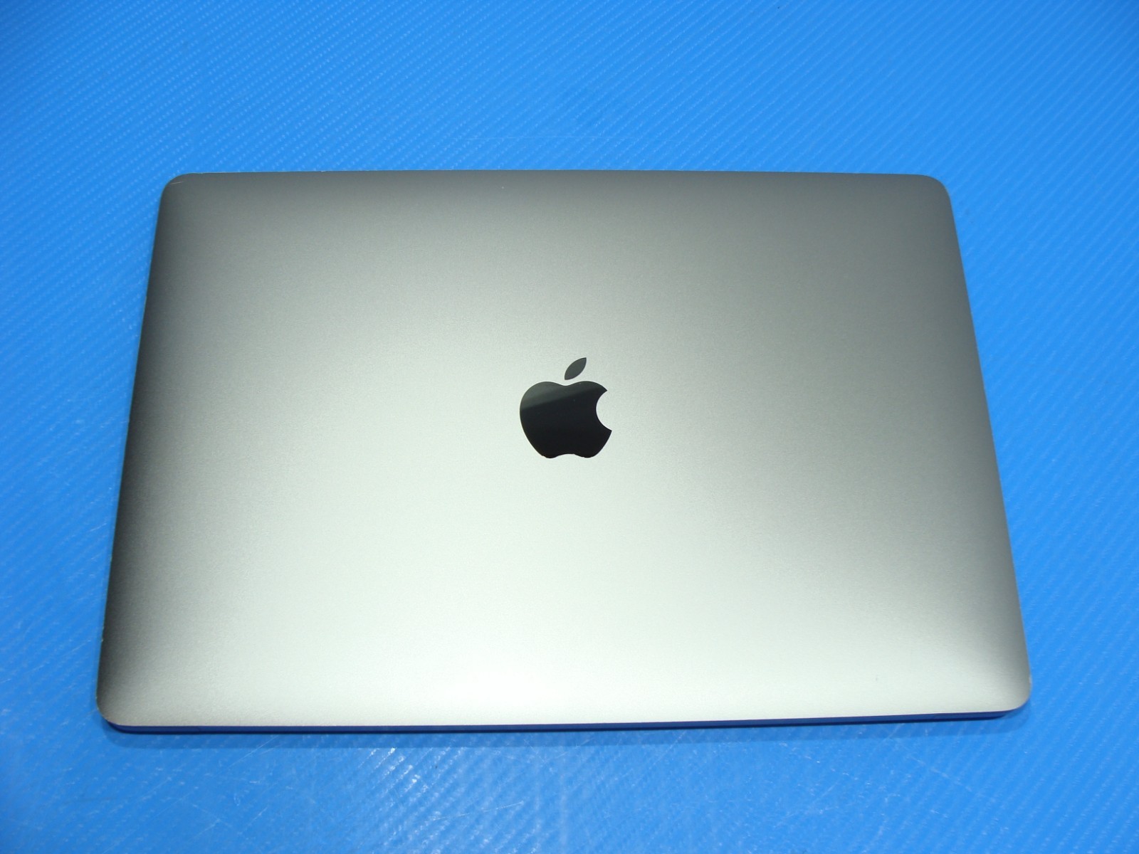 Apple MacBook Pro (2020) 13.3″ A2338 M1 8CPU/8GPU 3.2GHz 16GB 512GB SSD +Charger