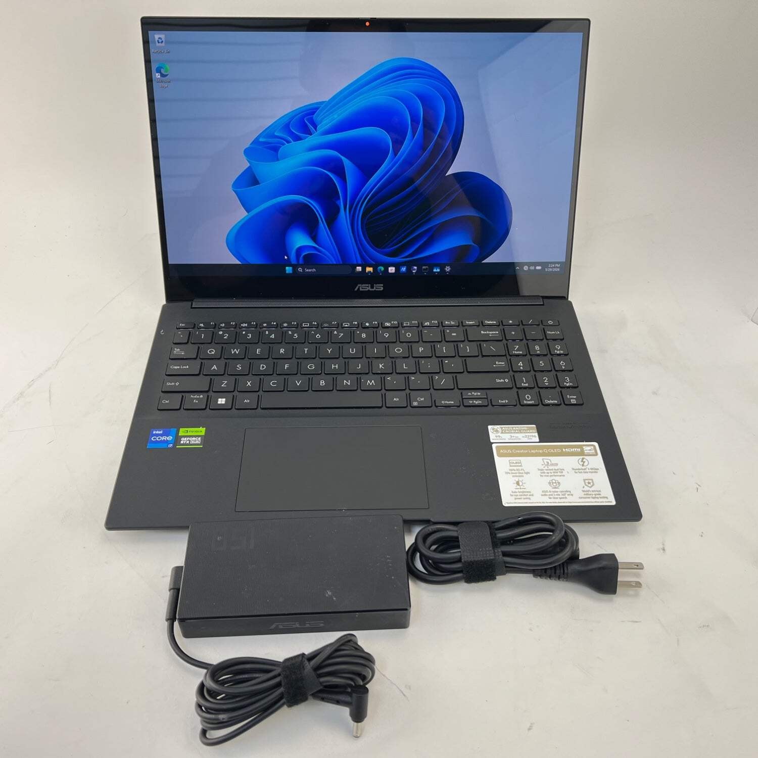 Asus Creator Laptop Q OLED 15.6″ i7-13620H 16GB 512GB GeForce RTX 3050