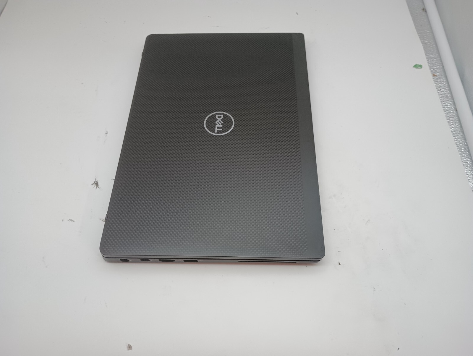 9173c Latitude7400(No charger!).i5 8th gen.8GB.256GB NVMe.LTE(GPS)14″FHD.W11 Pro