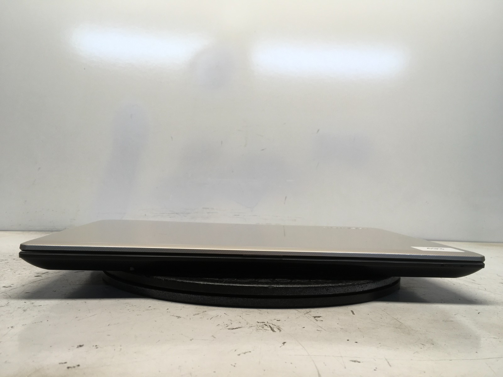 Toshiba Satellite L55-B5357 Intel i7-4510U 2GHz 8 GB NO HDD