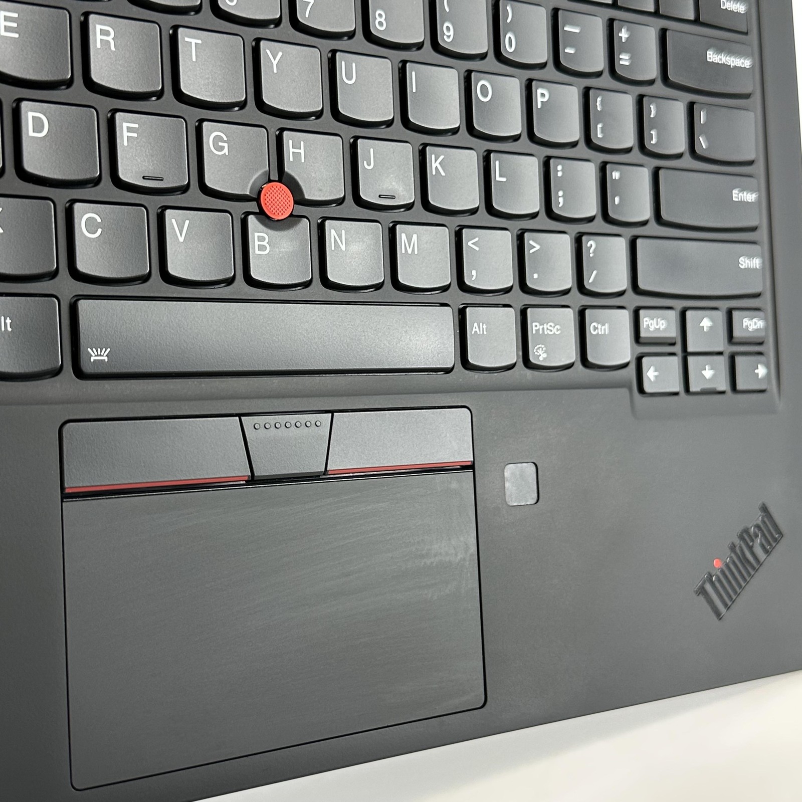 Lenovo ThinkPad X1 Carbon Gen 8 14 FHD i7-10610U 1.8GHz 16GB 512GB SSD Loose Key