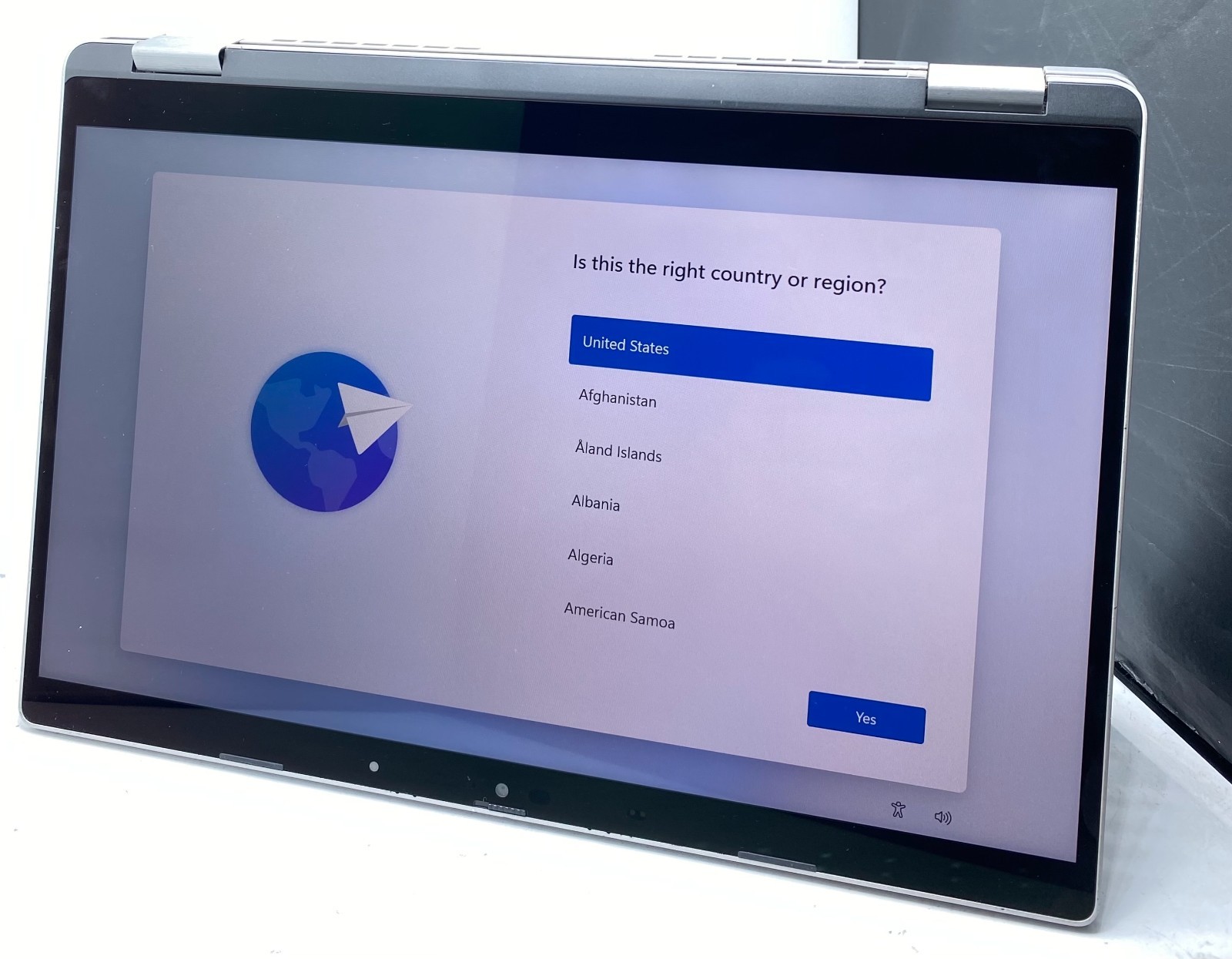 Dell Latitude 5320 2-in-1 13.3″ Intel Core i7-1185G7 3.00GHz 16GB RAM 256GB SSD