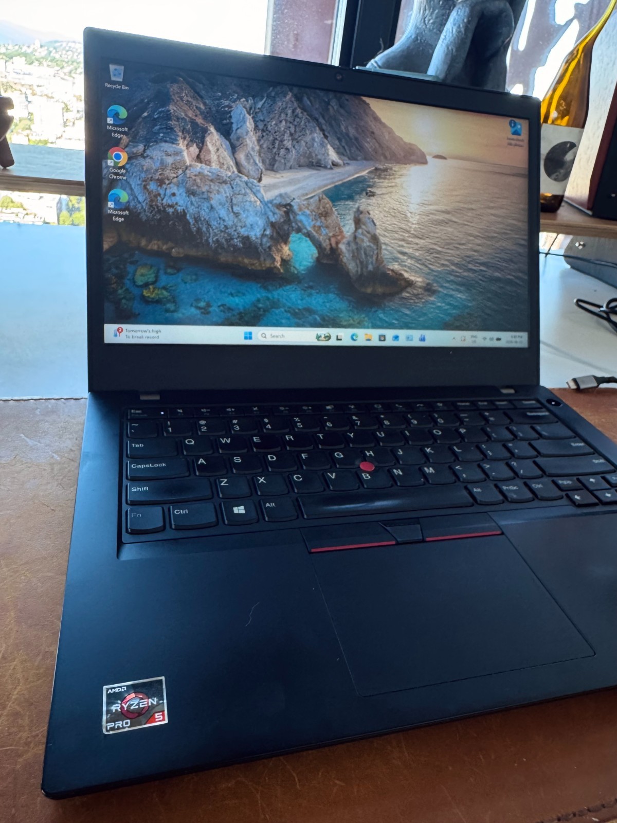 Lenovo Thinkpad L14 14″ Laptop | 16 GB RAM | AMD Ryzen Pro 2.10 GH | Radeon GPU