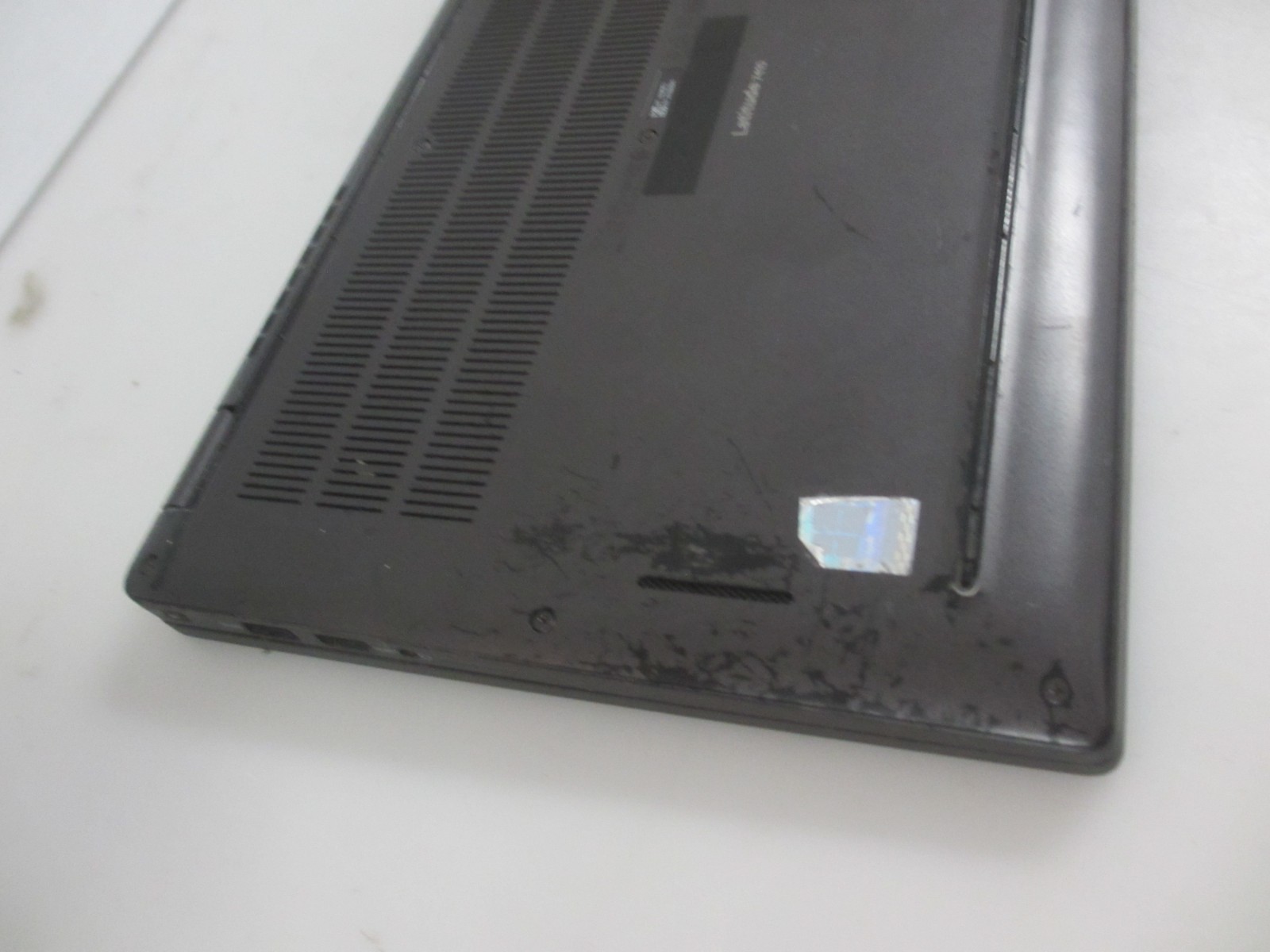 Dell Latitude 7410 14″ i7-10810U 1.10GHz 16GB 500GB M2SSD UBUNTU Laptop +AC