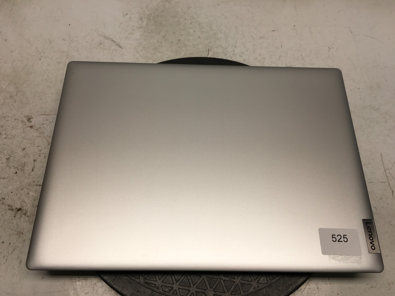 Lenovo IdeaPad Slim 1-14AST-05 AMD A6-9220E 1.6GHz 4 GB 64GB eMMC