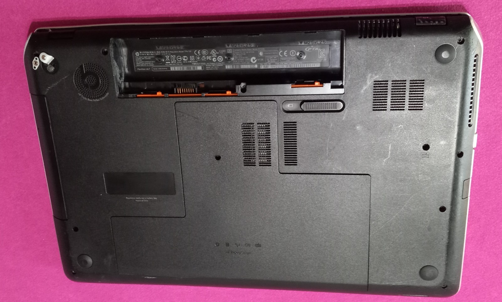 HP DV7 7000 Pavilion laptop Intel i7-3630qm 2.4-3.4Ghz 8GB ram 250GB SSD Wifi 5