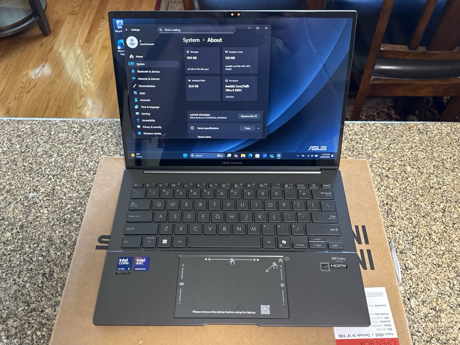 ASUS Zenbook 14″ OLED Touch Laptop Intel Core Ultra 9 285H 32GB 1TB Never Used