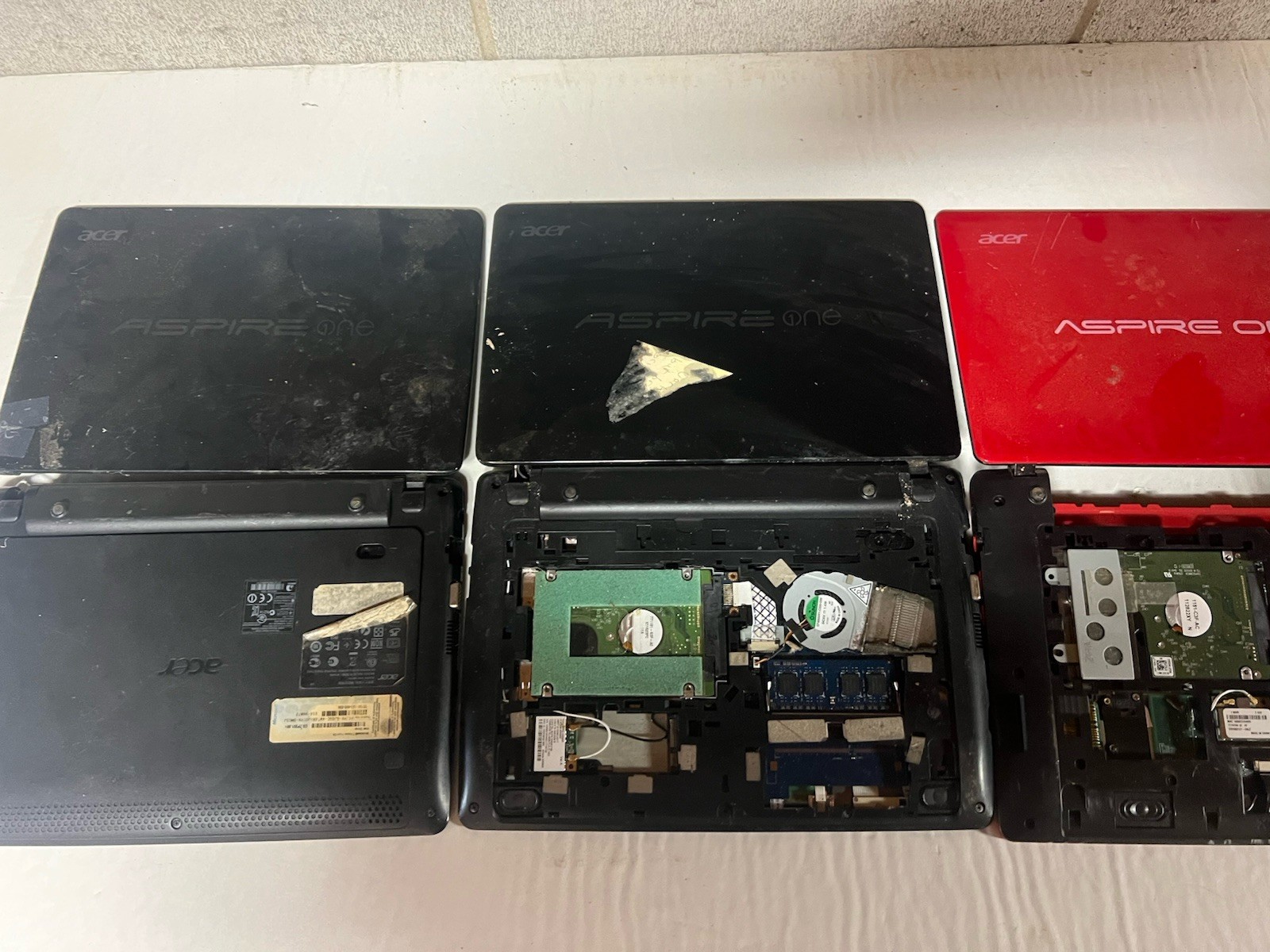 Lot Of 3 Aspire One Acer Tablet Laptop Windows 7