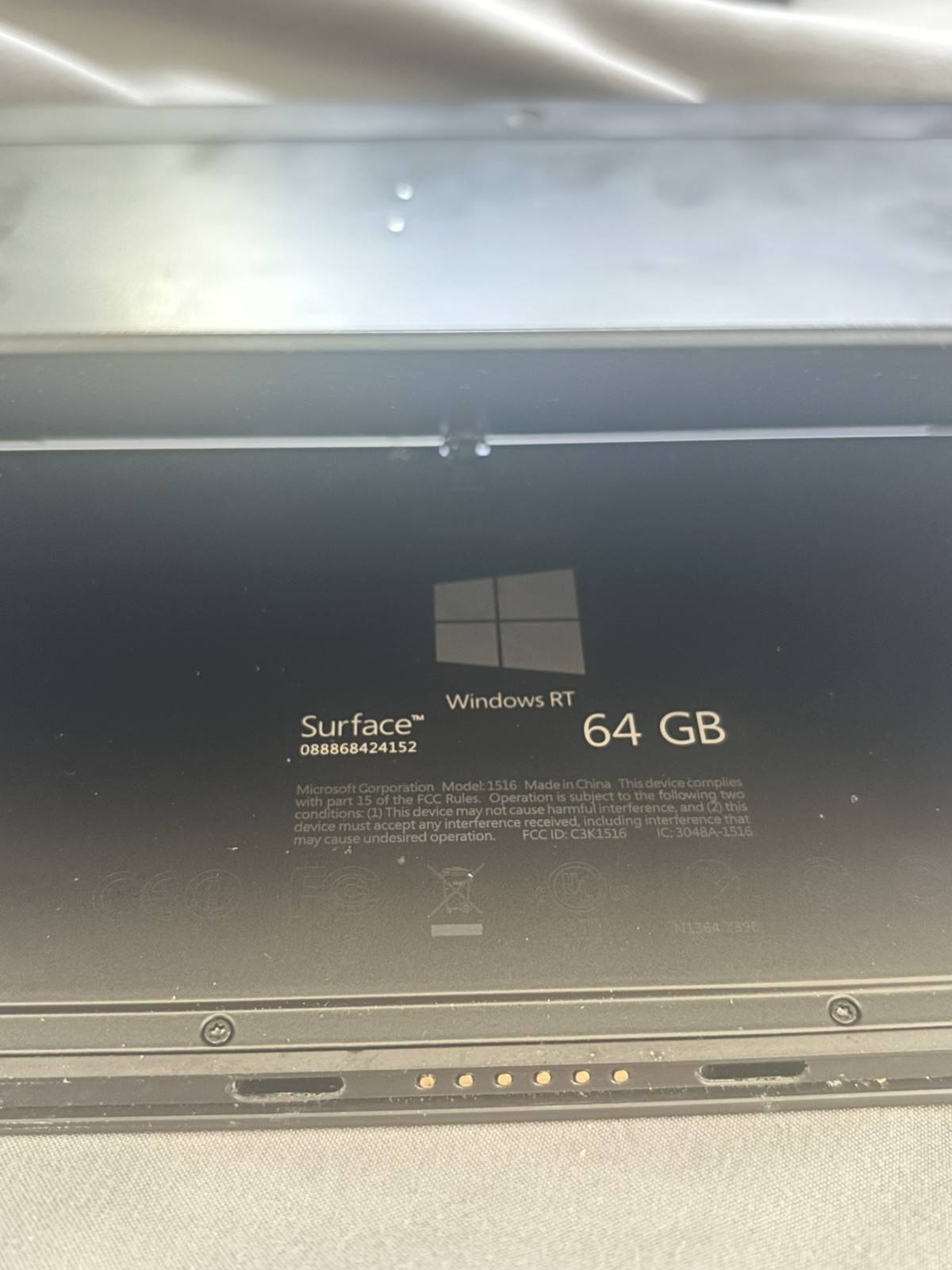 Microsoft Surface RT 64GB- locked