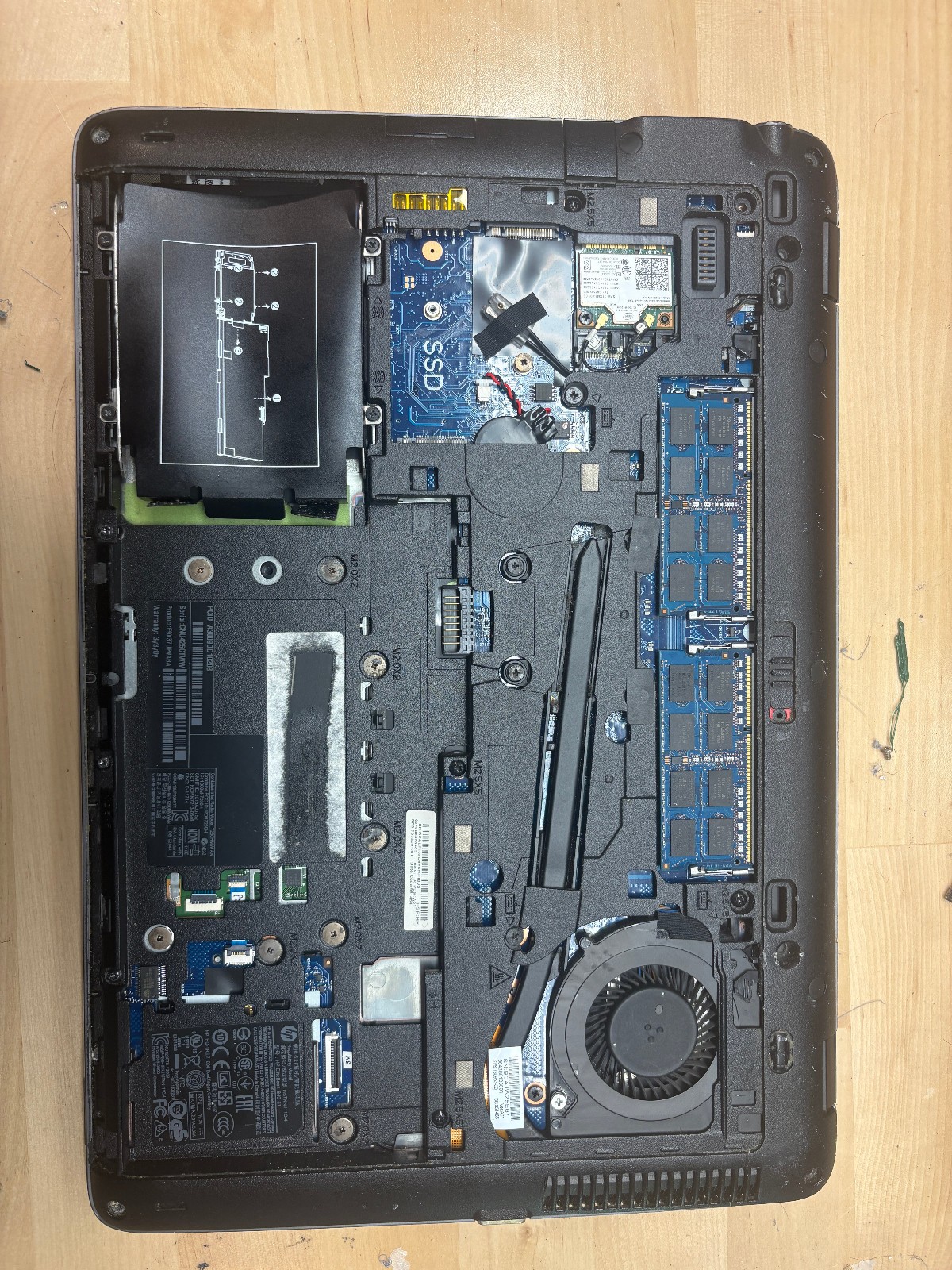 FOR PARTS – HP EliteBook 840 G1 14″ (256G, Intel Core i7 4th Gen., 2.10GHz, 8GB)