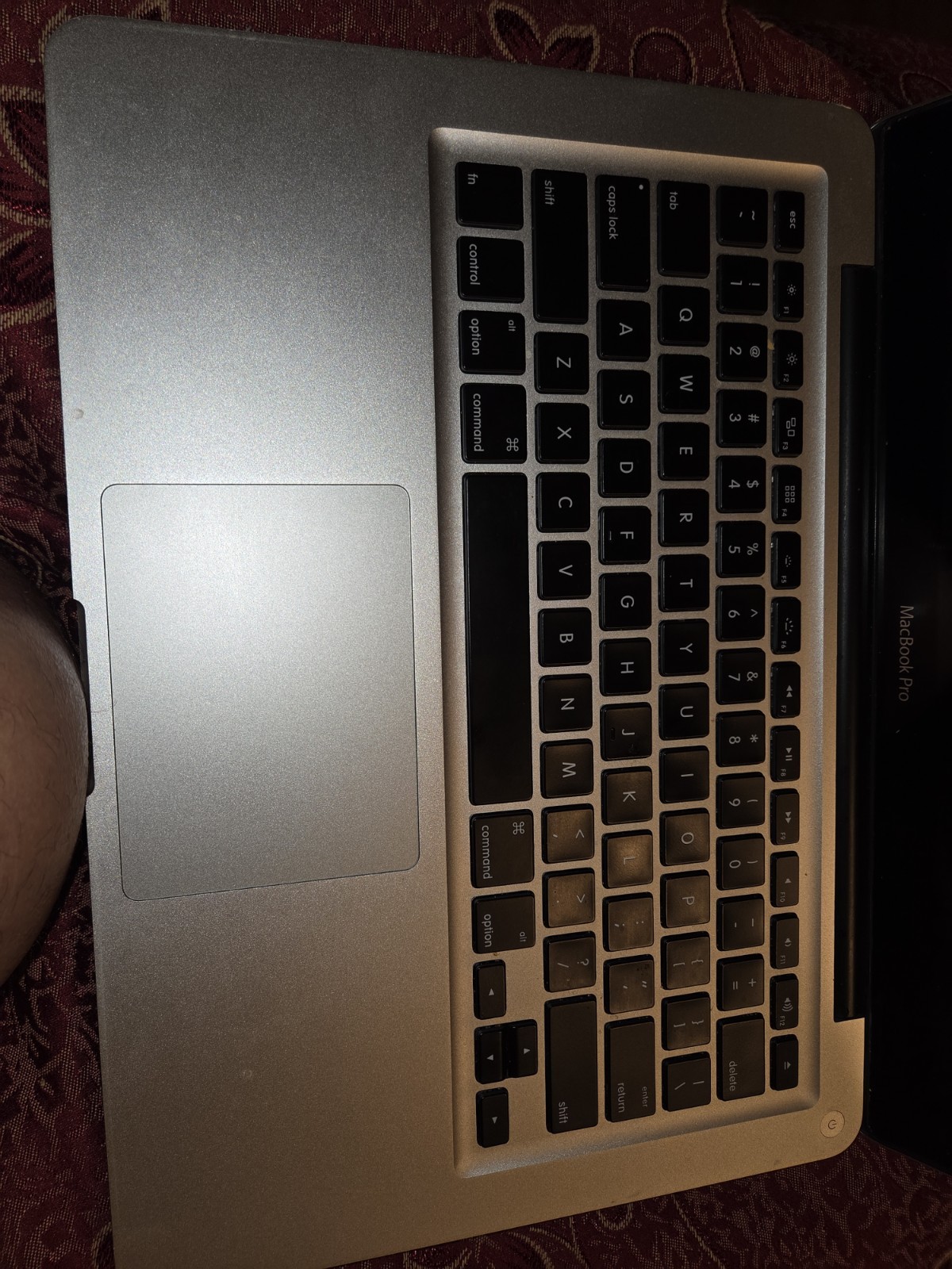 Apple MacBook Pro A1278 13″ Intel Core i5 2.5GHz 4GB RAM (NO HDD) READ DESCRIPTI