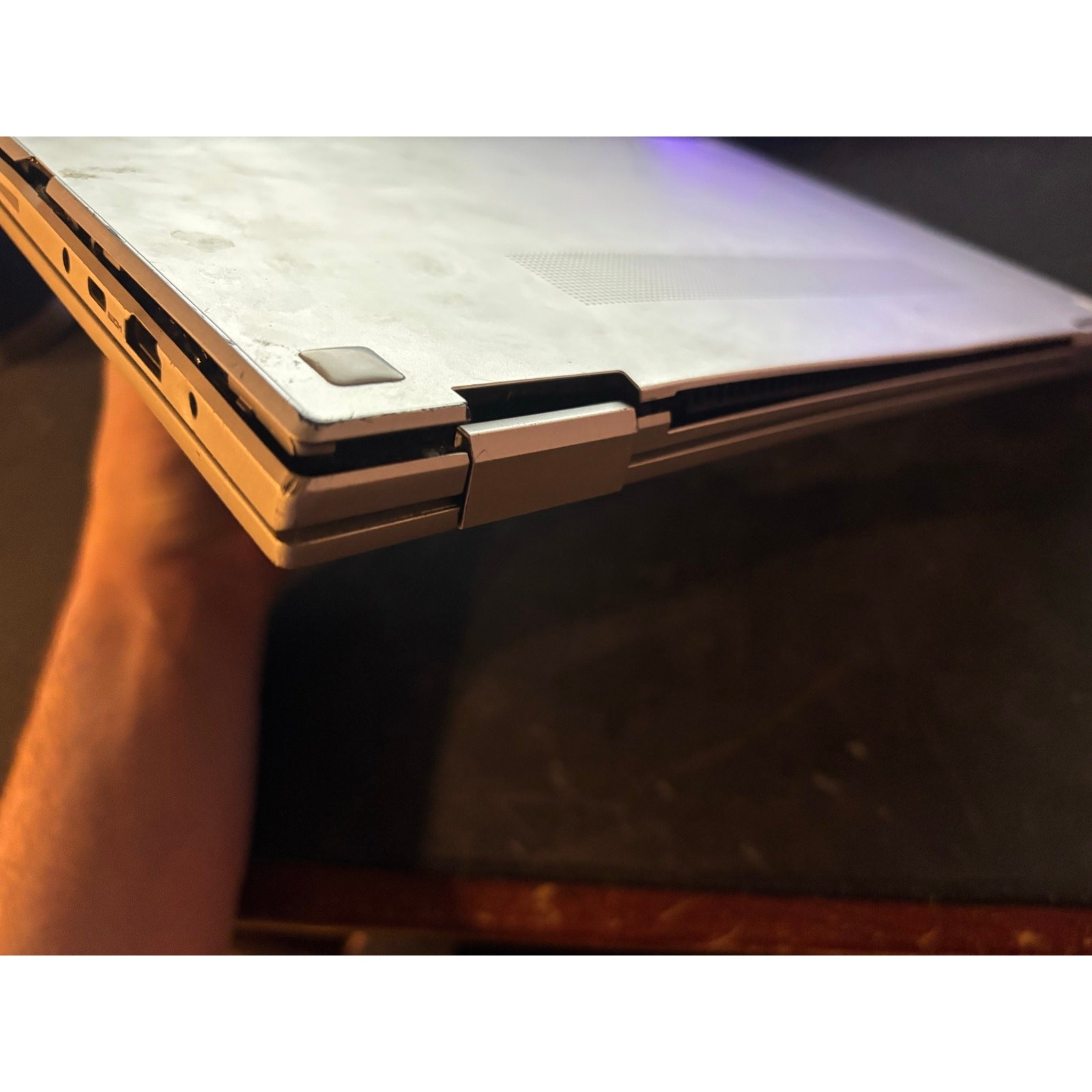 Samsung Galaxy Book Flex Alpha 13.3″ NP730QCJ i7 10th Gen FOR PARTS REPAIR