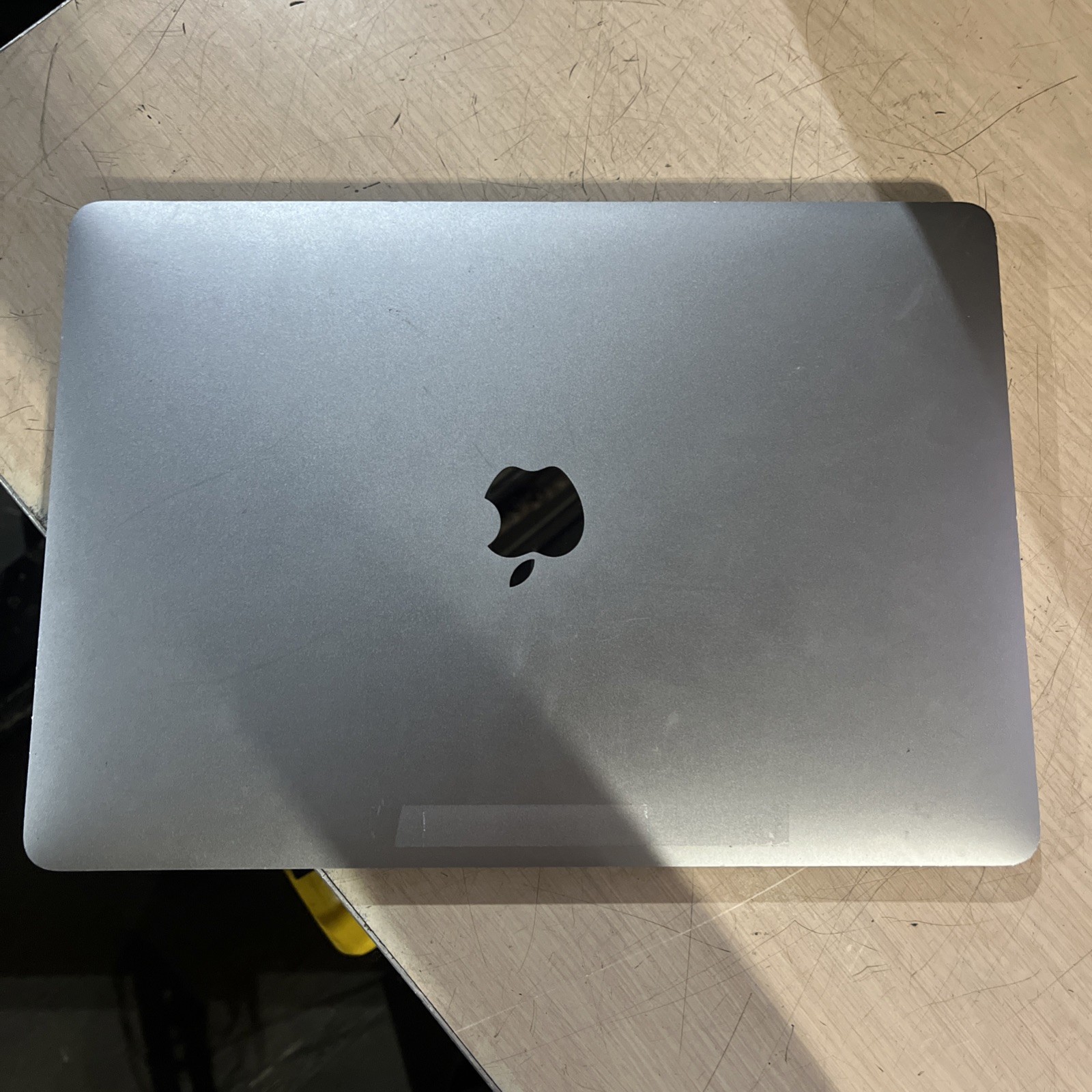 APPLE MACBOOK PRO 13″ MID-2017 CORE I5-7360U 2.3GHZ 8GB RAM NO HD /
