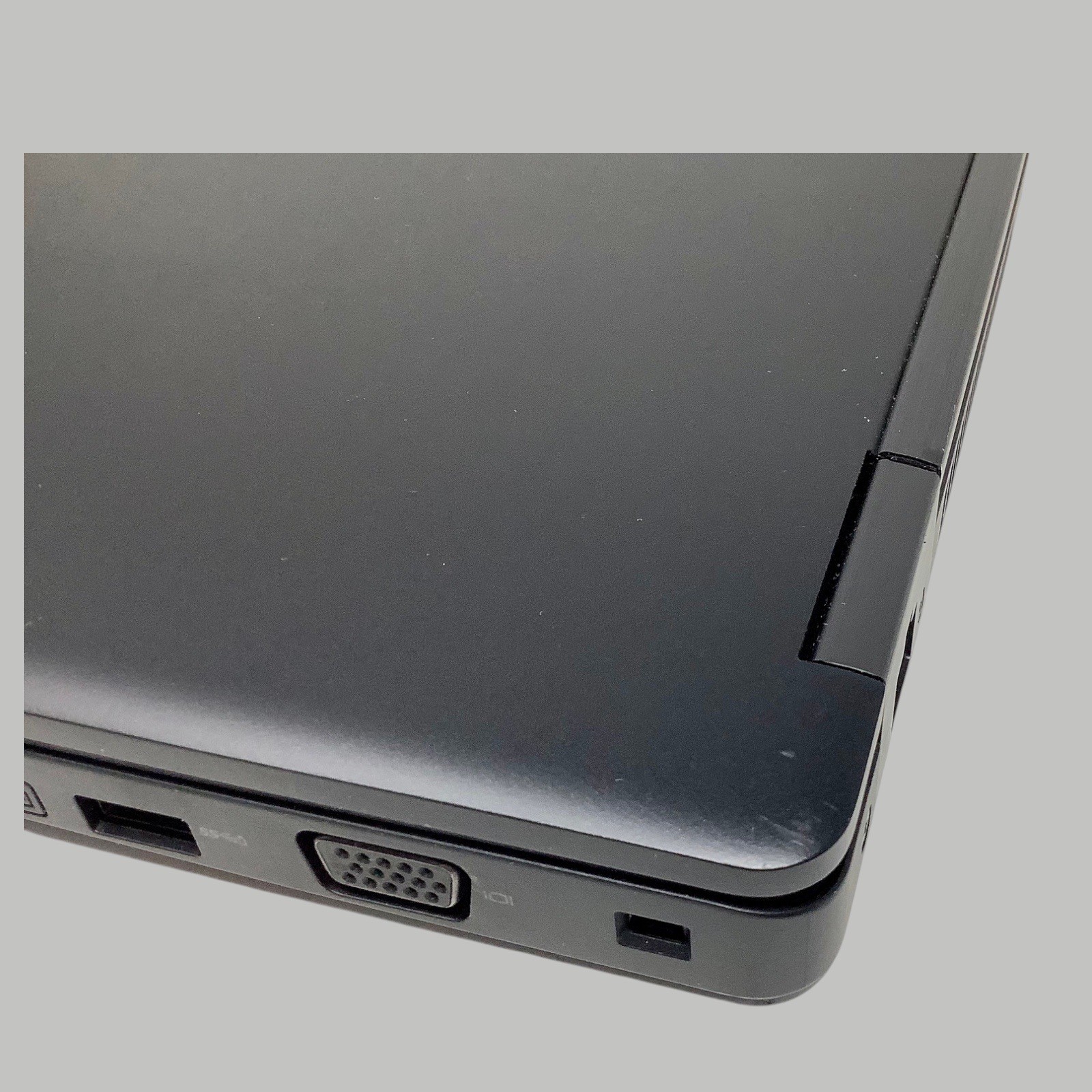 Dell Latitude 5590 i5-83500 1.90GHz 256GB SSD 16GB RAM W11P 15″