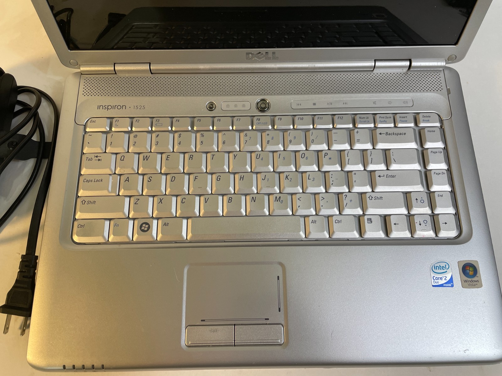 Dell Inspiron 1525 Retro 15.4″ Laptop Core2 DUO 2.00GHz 3GB Vista ~ Bad Battery