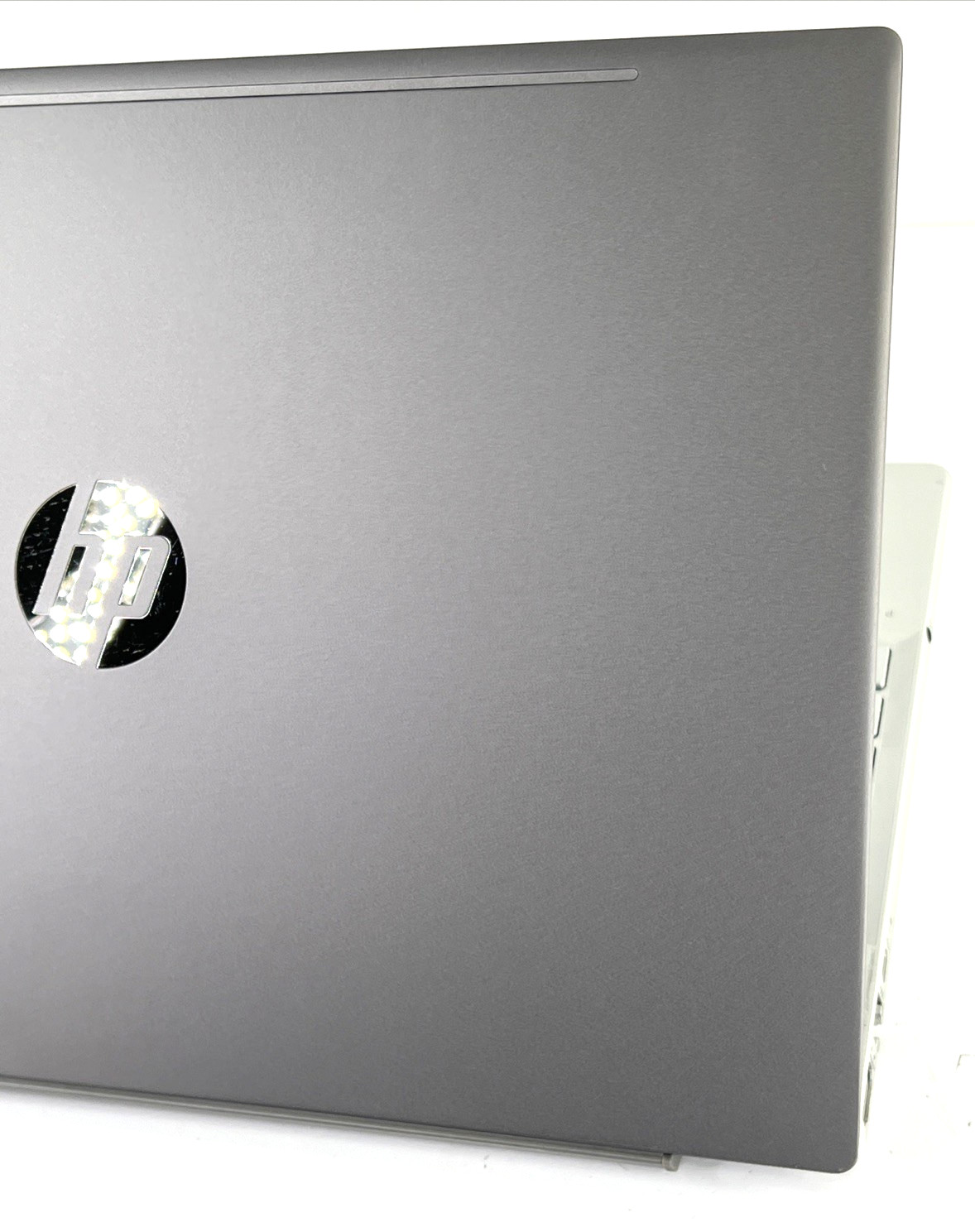 HP Pavilion 15t-cs300 15.6″ FHD i7-1065G7 16GB 1TB SSD Windows 11 w/AC Tested
