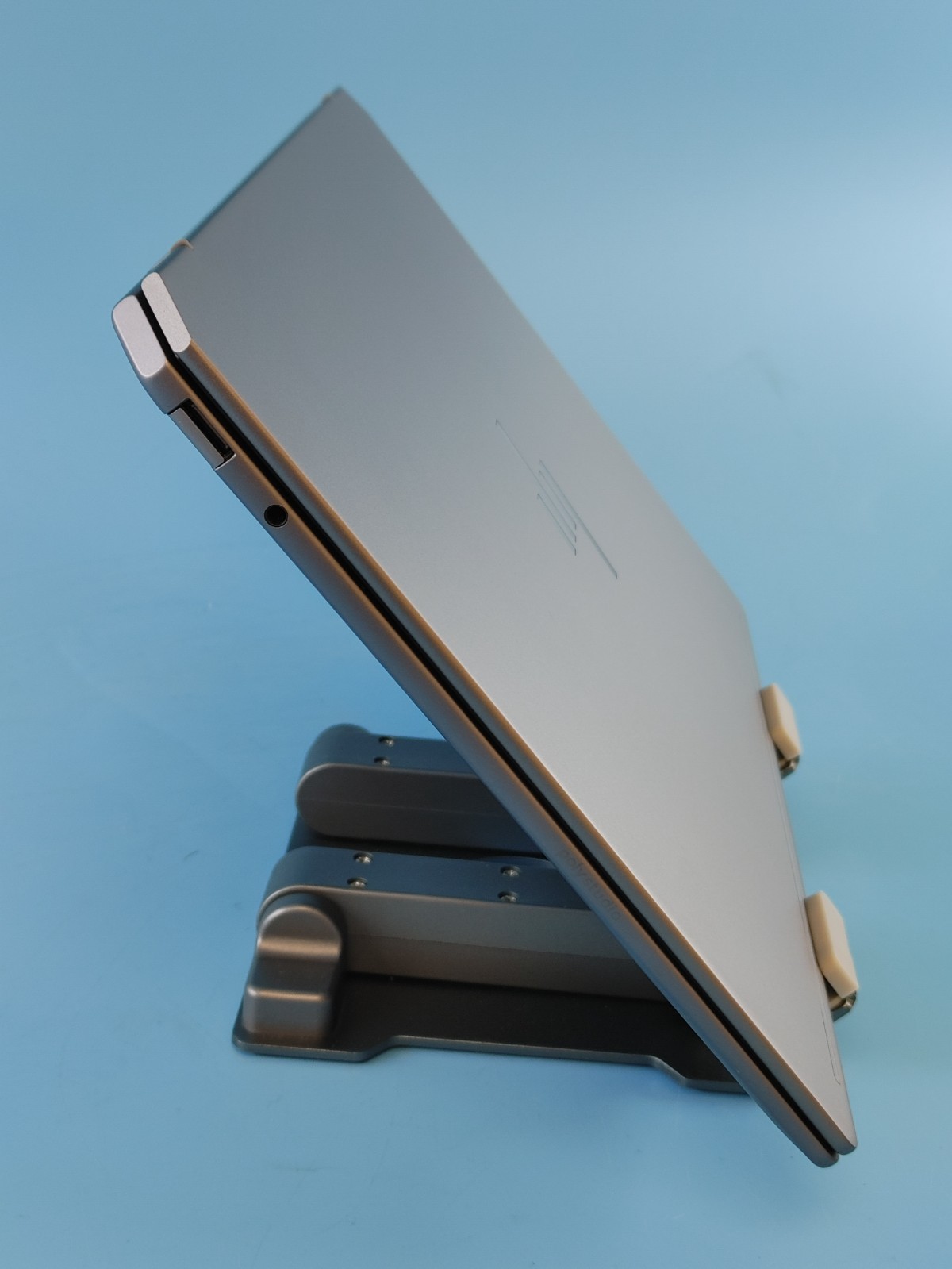 HP OmniBook Ultra Laptop 14-FD0013DX AMD Ryzen AI9 365 32GB RAM 1TB SSD