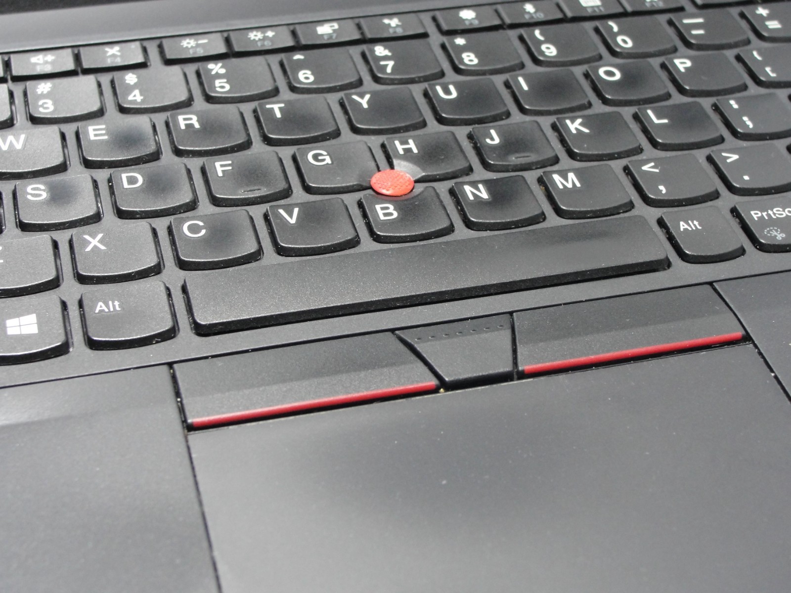 Lenovo ThinkPad X280 Intel i5-8250U 1.6GHz 8GB RAM 256GB SSD Win 11Pro+Charger