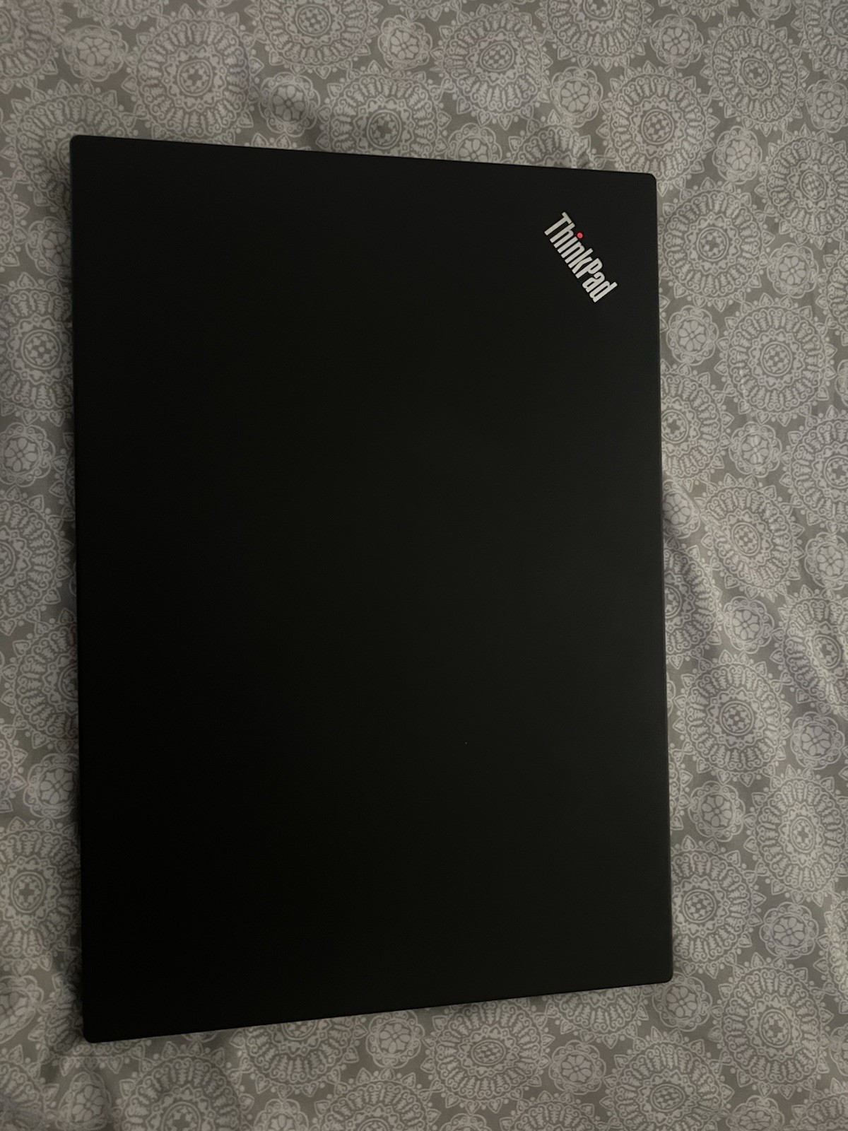 💻 Lenovo ThinkPad T14 Laptop + 2 Lenovo 40AJ Ultra Docking Stations