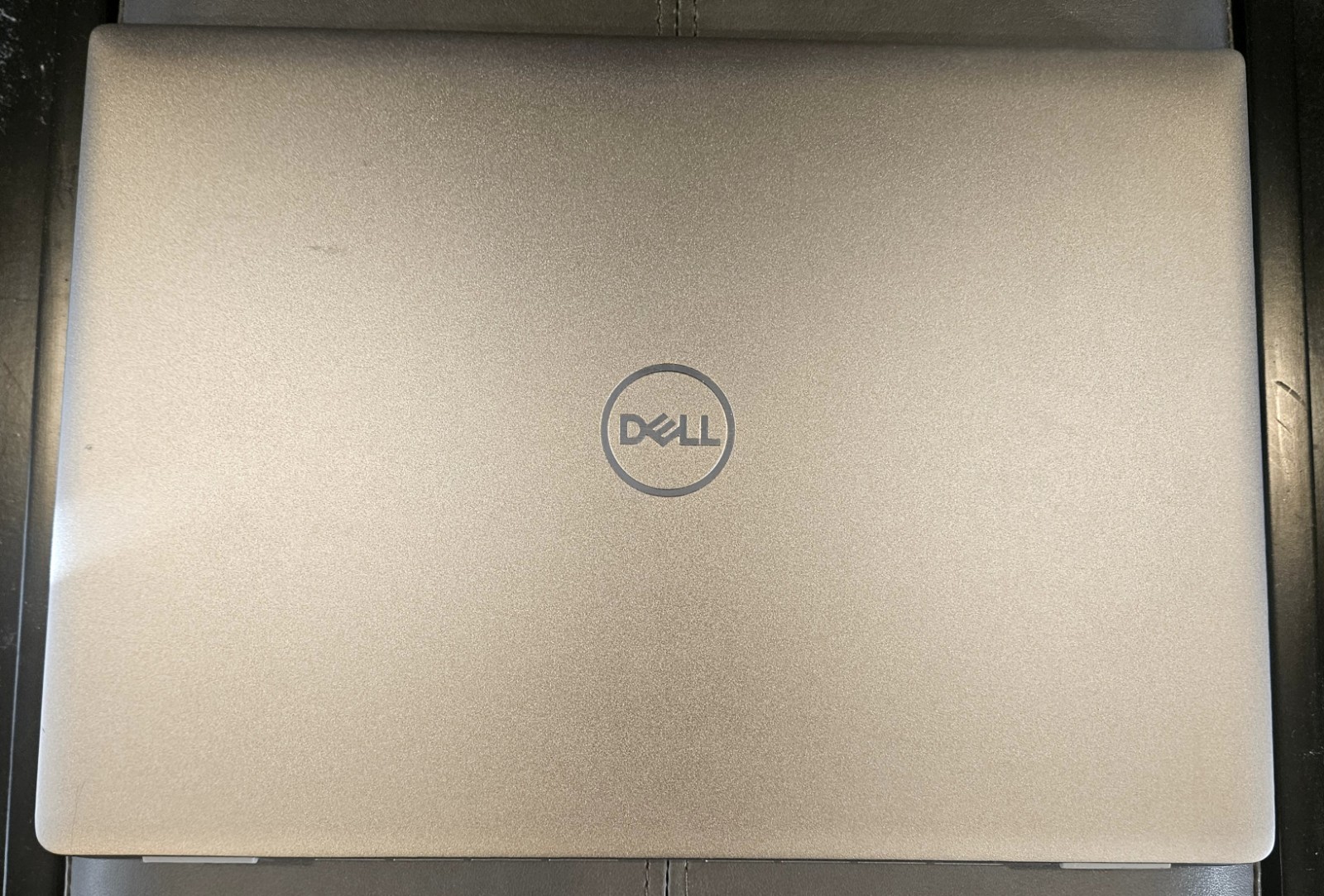 Dell Latitude 7450 Intel Ultra 5 135U, 16GB / 500GB Windows 11 & AC Adapter