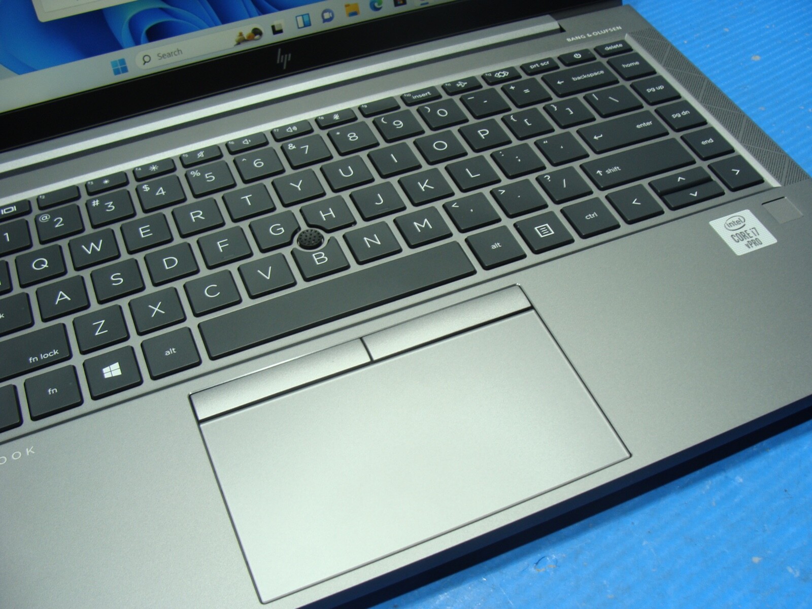 HP ZBook Firefly 14 G7 Mobile Workstation 14″ Laptop Intel i7-10610U 1.8 Ghz 16G