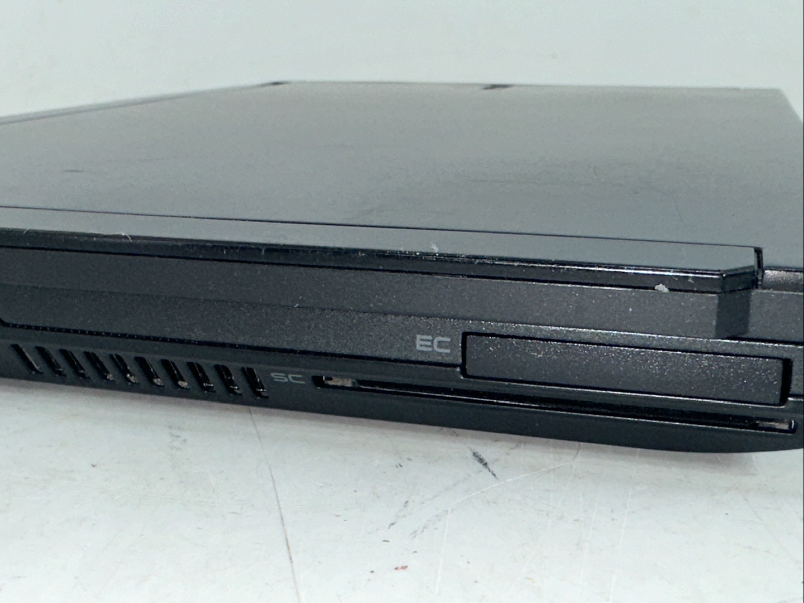 Dell Latitude E4200 Intel Core 2 DUO CPU U9600 @ 1.60GHZ / 2GB / NO Hard drive