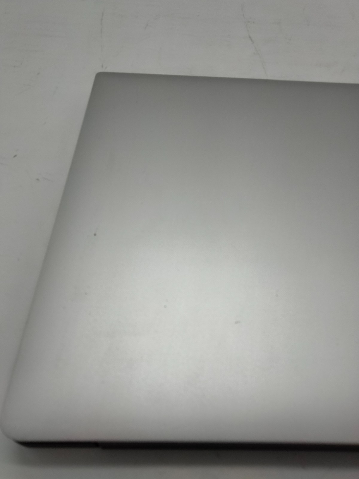 Dell Precision 5540 i7-9850H boots to bios No RAM No SSD laptop