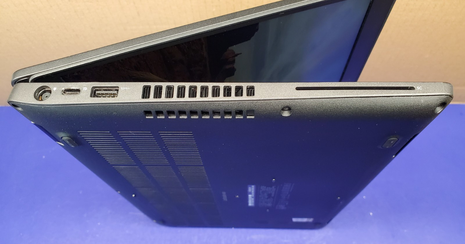 Dell Latitude 5400 i7-8665U 1.90Ghz 16GB 512GB SSD 14″ *Professionally Restored*