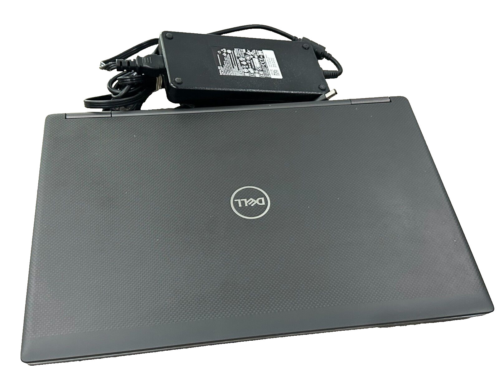 DELL PRECISION 7740 17.3″ i7 9850H 2.6GHz 32GB 1.TB (512GSSDx2) NVIDIA RTX 3000